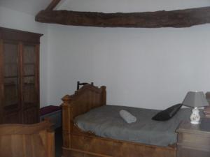 Letto o letti in una camera di grange dans ancien corps de ferme