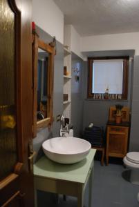Vonios kambarys apgyvendinimo įstaigoje Cà Mia