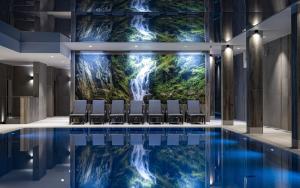 Bazén v ubytovaní Platinum Mountain Hotel&SPA alebo v jeho blízkosti