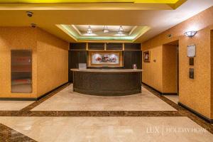 Lobbyen eller receptionen på LUX - IBN Battuta Residence