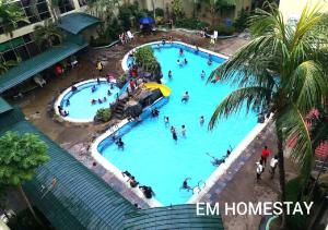 Gallery image of EM HOMESTAY(Coral Bay 3Room Apartment) in Pangkor