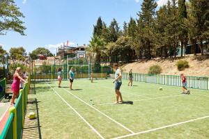 Afbeelding uit fotogalerij van Camping RCN Domaine de la Noguière in Le Muy