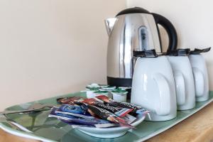 Coffee and tea-making facilities at Roedean Guest House 