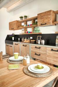 A kitchen or kitchenette at B&B BARCO41