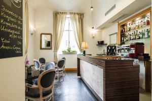 Lounge nebo bar v ubytování Hotel Assenzio Prague