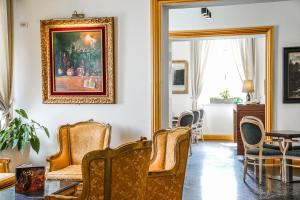 Posezení v ubytování Hotel Assenzio Prague
