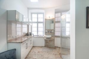 Η κουζίνα ή μικρή κουζίνα στο Quiet apartment in the heart of Old Town centre