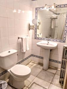 Kúpeľňa v ubytovaní Hotel Simon