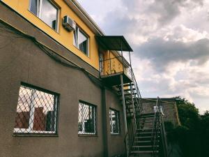 Budova, kde se hostel nachází