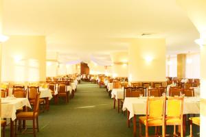 Restaurace v ubytování Hotel Mures