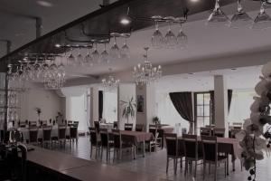ห้องอาหารหรือที่รับประทานอาหารของ Hotel-Restaurant Smilga