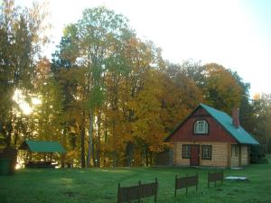 Zahrada ubytování Holiday Home Dālderi