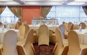 Restaurace v ubytování Ambhara Hotel