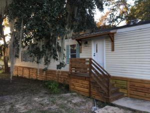 Gallery image of Beaufort SC New Renovation, Close to Parris Island, Historic Downtown, Beautiful Beaches, Sleeps 8 in Beaufort