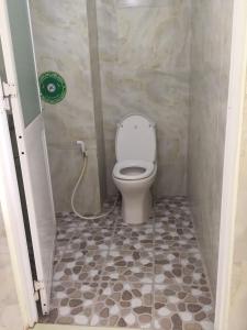 Phòng tắm tại Motel Anh Kiệt - Vườn Quốc Gia Tràm Chim