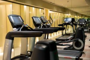 Posilňovňa alebo fitness centrum v ubytovaní Hotel Cristal Białystok