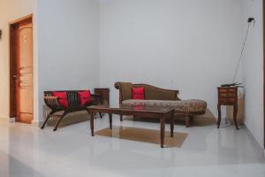 Fotografie z fotogalerie ubytování RedDoorz near Ringroad City Walks Medan v destinaci Medan