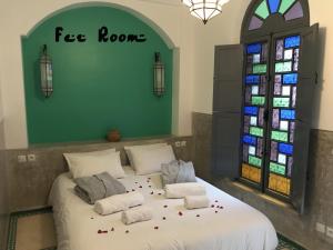 Postel nebo postele na pokoji v ubytování Riad Bel Haj + 37 fotografií