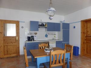 Η κουζίνα ή μικρή κουζίνα στο Friesenwohnung