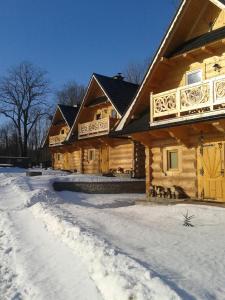 Ostoja Karlików - Domki do Wynajęcia during the winter