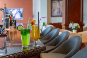 Nápoje v ubytování Kapetanios Limassol Hotel