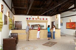 Επισκέπτες που μένουν στο Bacahan Hotel