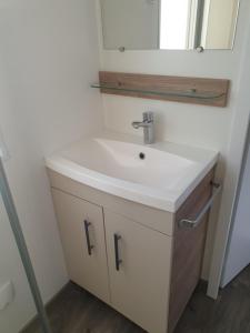 Imagen de la galería de Mobil home 3 chambres, en Lattes 14 fotos más