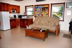 Gallery image of Belizean Nirvana in Placencia Village