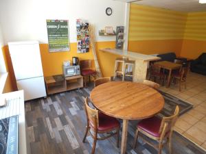 Posezení v ubytování Max Hostel
