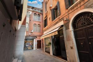 Gallery image of Residenza Manin Apartments in Venice