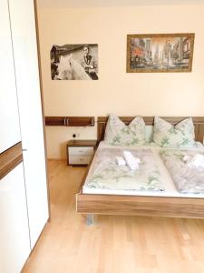 Postel nebo postele na pokoji v ubytování Pension Huber