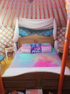 Ένα ή περισσότερα κρεβάτια σε δωμάτιο στο Yurta de Arico