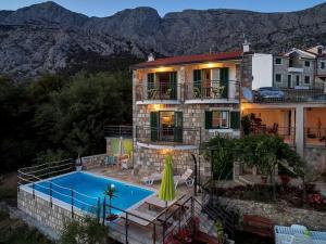 Bazén v ubytování Holiday home Colla nebo v jeho okolí