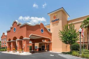 a rendering of a cranberry hotel at Comfort Suites The Villages in The Villages