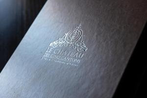 Certifikát, hodnocení, plakát nebo jiný dokument vystavený v ubytování Château des Cinq Cantons