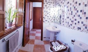 Vonios kambarys apgyvendinimo įstaigoje Rosas by Villas Rinamar