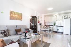 Kuchyňa alebo kuchynka v ubytovaní Vivienda vacacional La Laguna Luxe