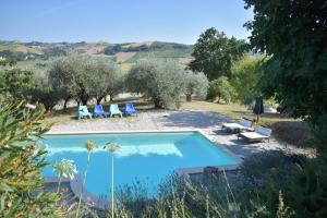 Pogled na bazen u objektu Casa Ciao Bella - Apartment Natural Green with shared pool ili u blizini
