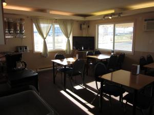 TV a/nebo společenská místnost v ubytování Traveller's Inn