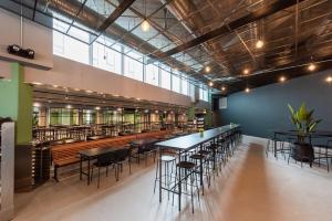 Cabinn Copenhagen餐厅或其他用餐的地方