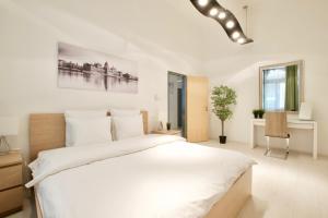 St. King 1 by Hi5 Apartments 1088 Budapest, Szentkirályi utca 1B kép - 2