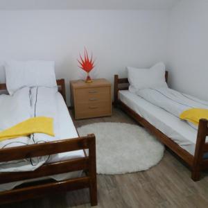 Ένα ή περισσότερα κρεβάτια σε δωμάτιο στο CASA BARZA