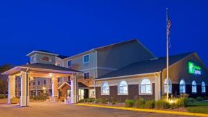 a rendering of a hotel at night at Holiday Inn Express Deforest, an IHG Hotel in De Forest