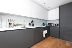 Gallery image of Skyvillion - Olympic View London Stratford Apartment in London