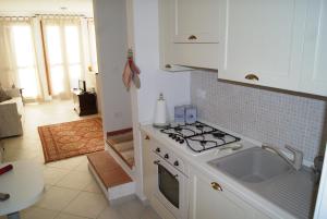 A kitchen or kitchenette at Agriturismo Ca' di Mazza