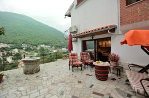 En generel udsigt til bjerge eller udsigt til bjerge taget fra lejligheden + 12 billeder