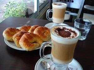 Mad på lejlighedshotellet eller i nærheden