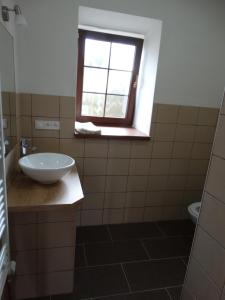 Kúpeľňa v ubytovaní Ubytování u kostela, SEDLO 12os