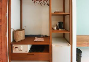 Kuchyň nebo kuchyňský kout v ubytování Mini House Aonang Hotel SHA Plus
