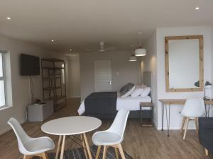 Μια τηλεόραση ή/και κέντρο ψυχαγωγίας στο Stonebrook Apartments